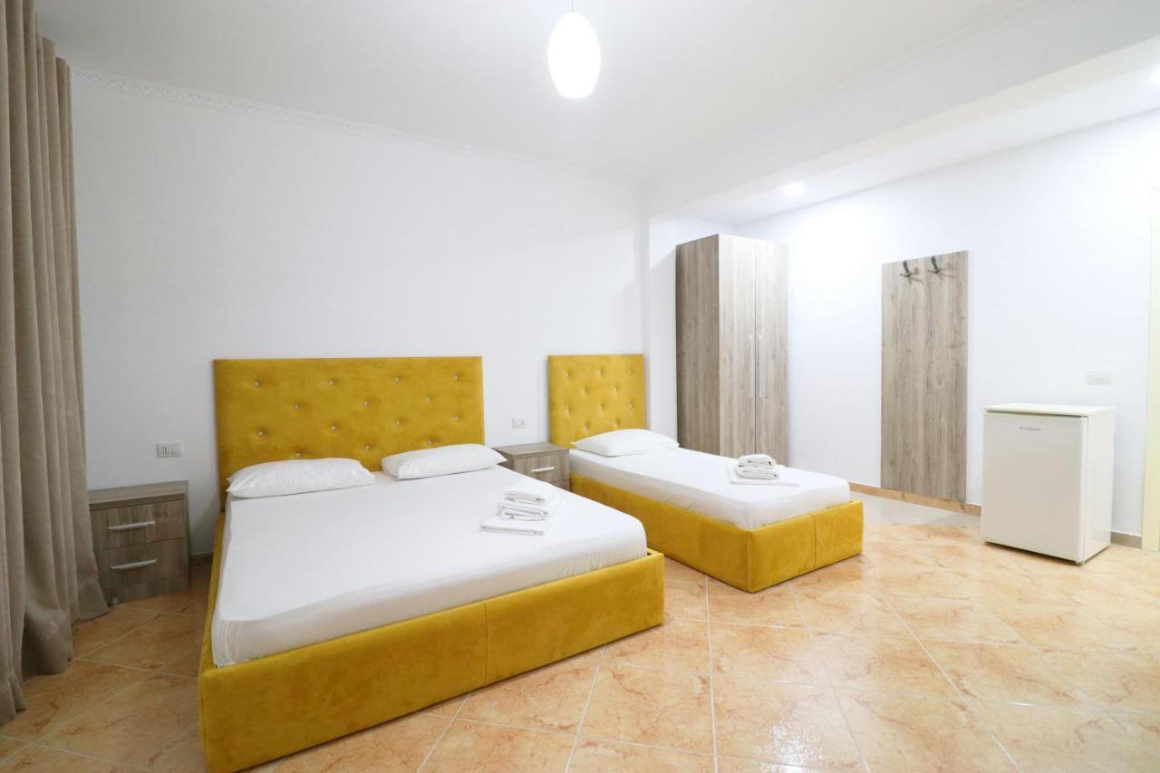 Hotel Kristal วญอเรอ ภายนอก รูปภาพ