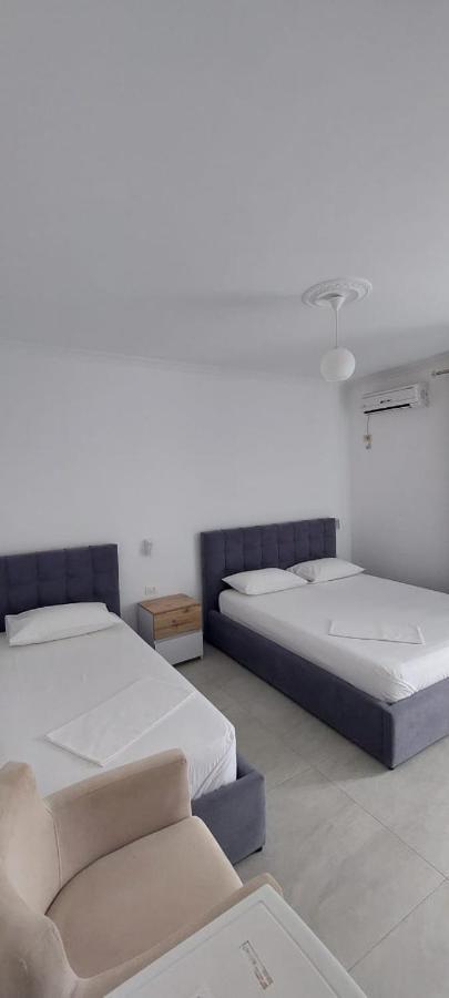 Hotel Kristal วญอเรอ ภายนอก รูปภาพ