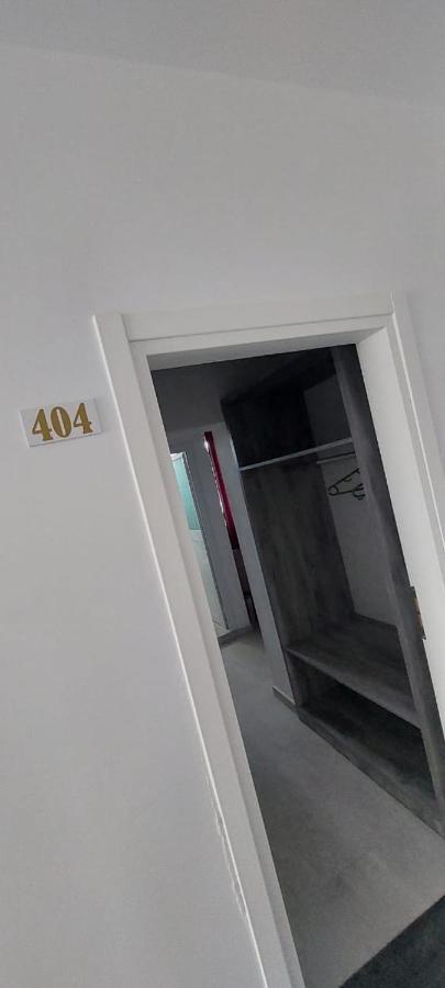 Hotel Kristal วญอเรอ ภายนอก รูปภาพ